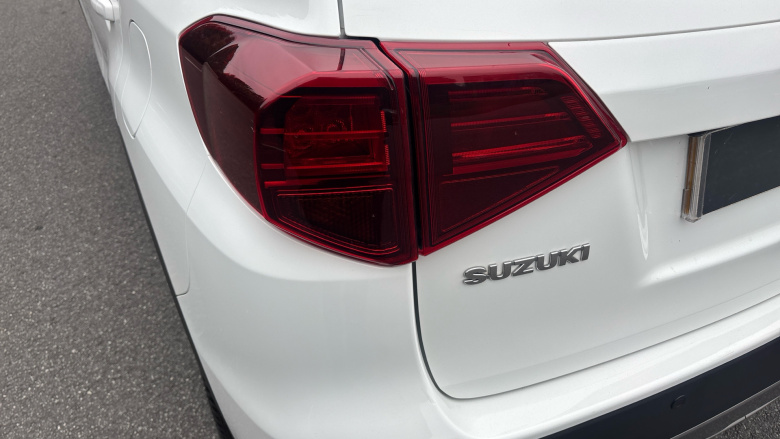 Suzuki Vitara 1.4 Boosterjet 48V Hybrid SZ5 5dr Petrol Estate